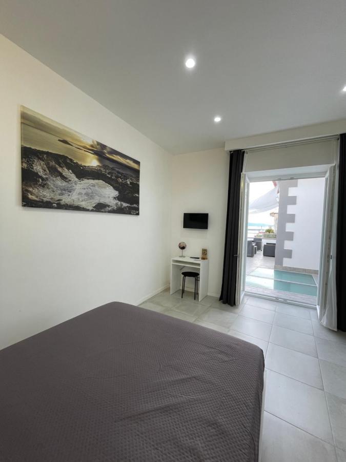 Terrazza Don Mario Bed&Breakfast Pozzuoli Dış mekan fotoğraf